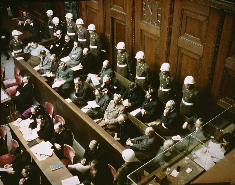 Photographie · Defendants in the dock at Nuremberg · Nov. 1945 · NARA RG 238